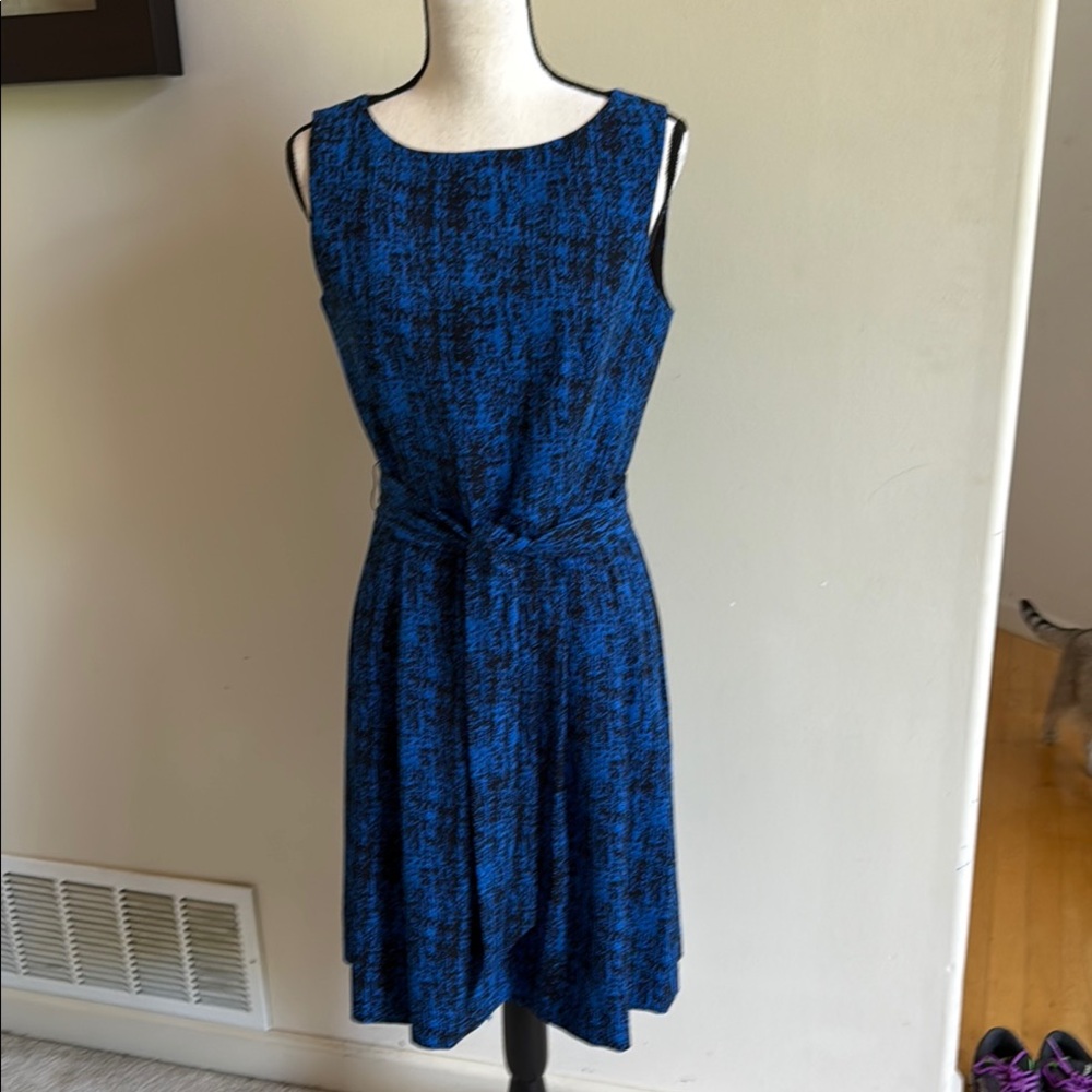 Elegant Blue Patterned Dress